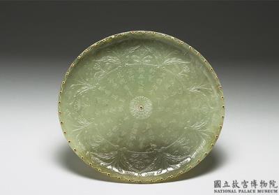 图片[2]-Jade round plate with carved floral patterns, Mughal Empire-China Archive